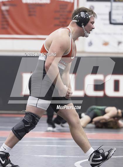 Thumbnail 2 in Heart of Illinois Conference Duals photogallery.