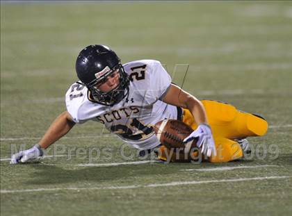 Thumbnail 1 in Red Oak vs Highland Park (Tom Landry Classic) photogallery.