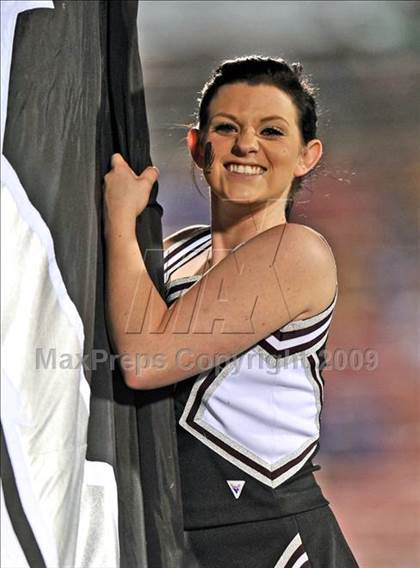 Thumbnail 1 in Red Oak vs Highland Park (Tom Landry Classic) photogallery.