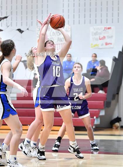 Thumbnail 2 in Tolar vs Windthorst (Mesquite Pit Classic Tournament) photogallery.