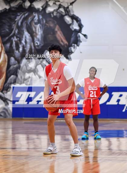 Thumbnail 2 in Morton Ranch vs Alief Taylor photogallery.