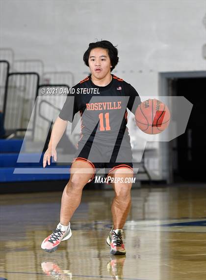 Thumbnail 1 in Roseville vs. Rodriguez (Les Curry Invitational) photogallery.