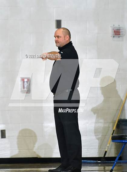 Thumbnail 1 in Roseville vs. Rodriguez (Les Curry Invitational) photogallery.