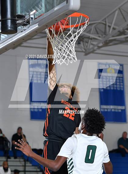 Thumbnail 2 in Roseville vs. Rodriguez (Les Curry Invitational) photogallery.