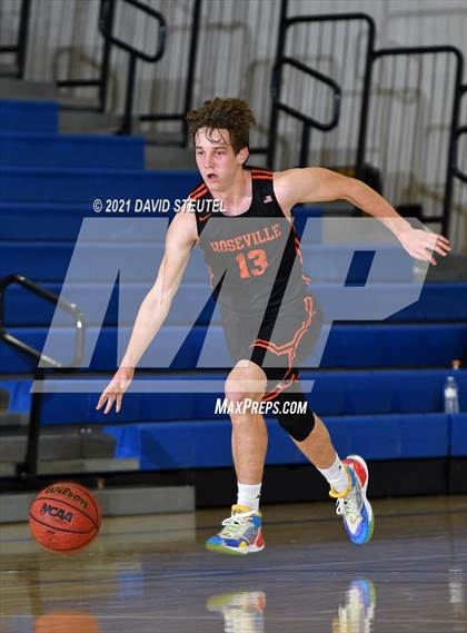 Thumbnail 1 in Roseville vs. Rodriguez (Les Curry Invitational) photogallery.