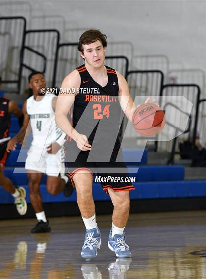 Thumbnail 1 in Roseville vs. Rodriguez (Les Curry Invitational) photogallery.