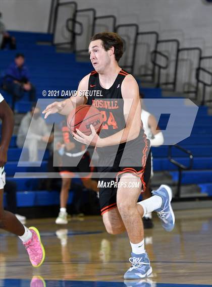 Thumbnail 2 in Roseville vs. Rodriguez (Les Curry Invitational) photogallery.