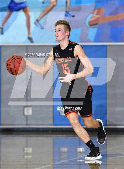 Thumbnail 3 in Roseville vs. Rodriguez (Les Curry Invitational) photogallery.