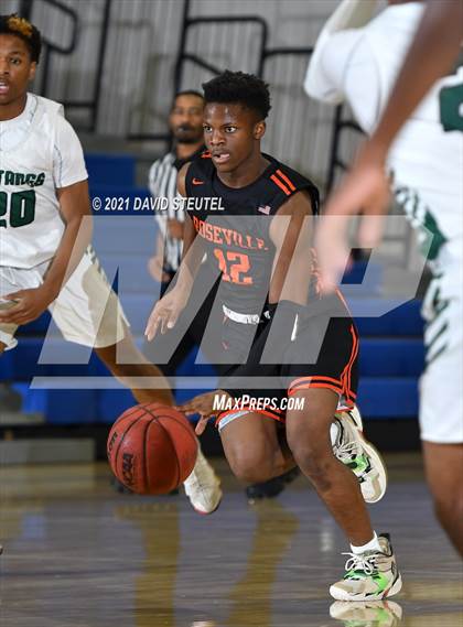 Thumbnail 3 in Roseville vs. Rodriguez (Les Curry Invitational) photogallery.