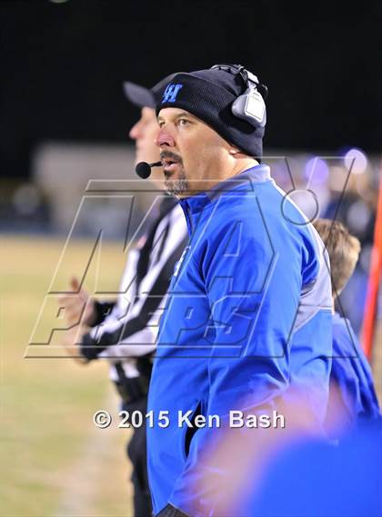 Thumbnail 2 in La Habra @ Camarillo (CIF SoCal Regional 2-AA Division Final) photogallery.