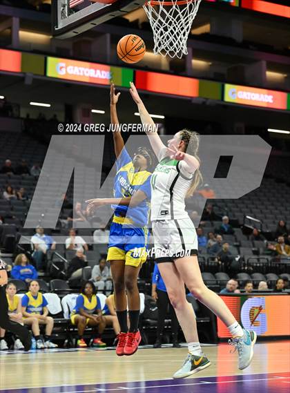 Thumbnail 1 in Grossmont @ St. Bernard's (CIF State D4 Final) photogallery.