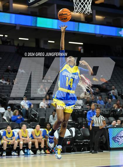 Thumbnail 1 in Grossmont @ St. Bernard's (CIF State D4 Final) photogallery.
