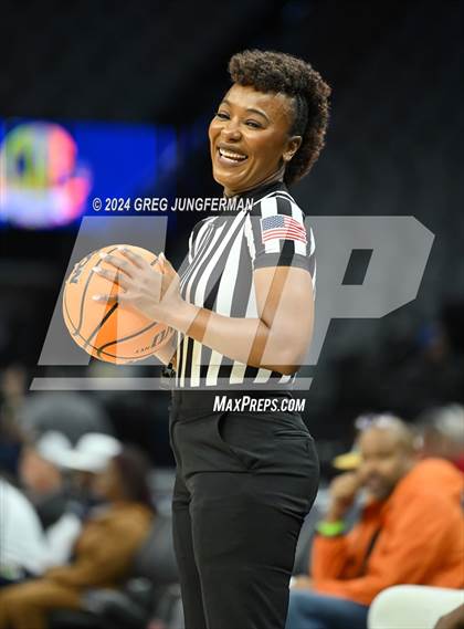 Thumbnail 3 in Grossmont @ St. Bernard's (CIF State D4 Final) photogallery.
