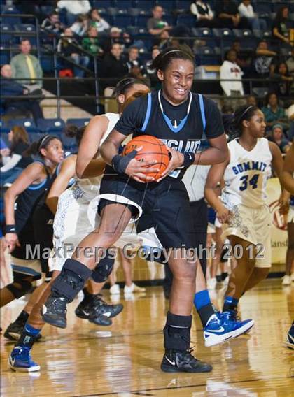 Thumbnail 2 in Mansfield Summit vs. Seguin (Regional Quarterfinals) photogallery.