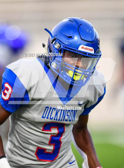 Thumbnail 2 in Dickinson @ Seven Lakes (Scrimmage) photogallery.