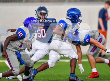 Thumbnail 1 in Dickinson @ Seven Lakes (Scrimmage) photogallery.