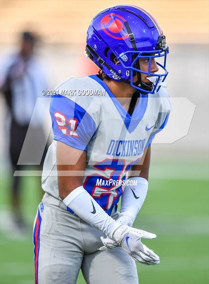 Thumbnail 3 in Dickinson @ Seven Lakes (Scrimmage) photogallery.