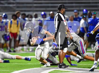 Thumbnail 1 in Dickinson @ Seven Lakes (Scrimmage) photogallery.