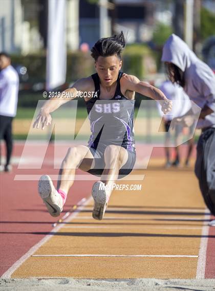 Thumbnail 2 in Covina Invitational  photogallery.