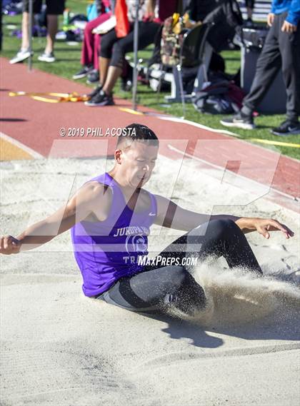 Thumbnail 2 in Covina Invitational  photogallery.