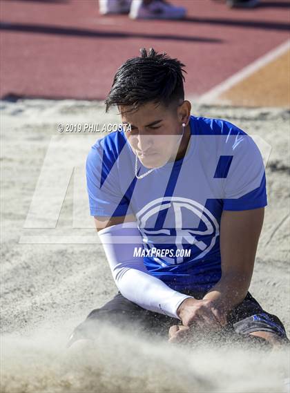 Thumbnail 2 in Covina Invitational  photogallery.