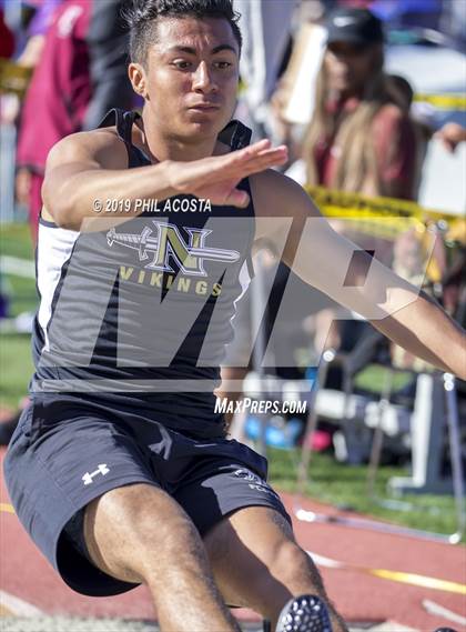 Thumbnail 3 in Covina Invitational  photogallery.