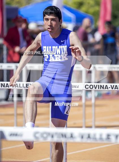 Thumbnail 2 in Covina Invitational  photogallery.