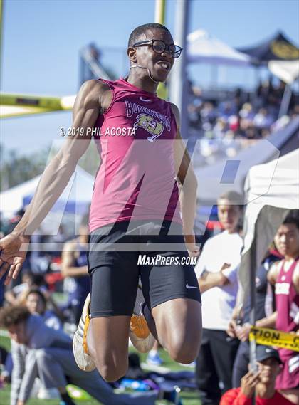 Thumbnail 1 in Covina Invitational  photogallery.
