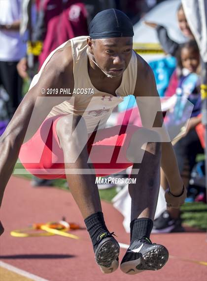 Thumbnail 2 in Covina Invitational  photogallery.