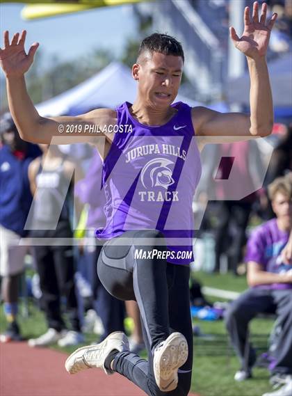 Thumbnail 2 in Covina Invitational  photogallery.
