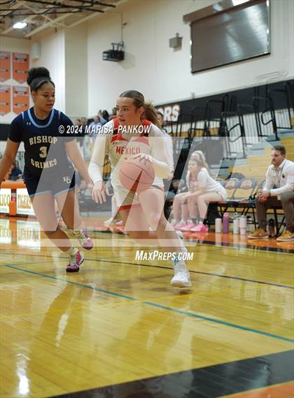 Thumbnail 2 in Bishop Grimes vs Mexico photogallery.