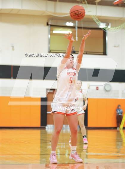 Thumbnail 1 in Bishop Grimes vs Mexico photogallery.