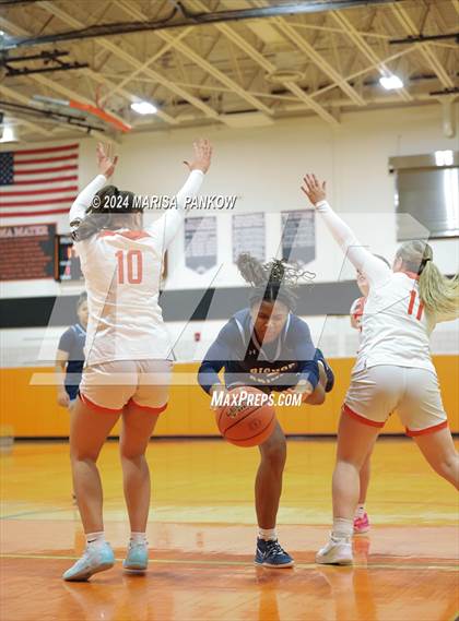 Thumbnail 3 in Bishop Grimes vs Mexico photogallery.