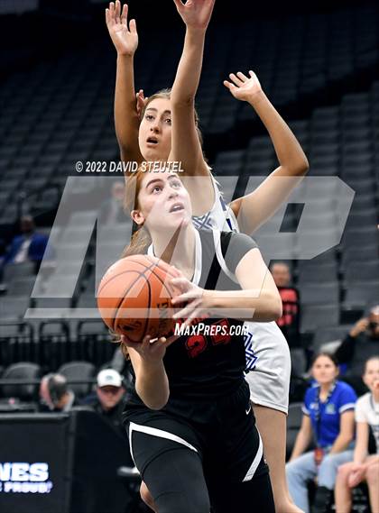 Thumbnail 2 in Shalhevet vs. San Domenico (CIF State D5 Final) photogallery.