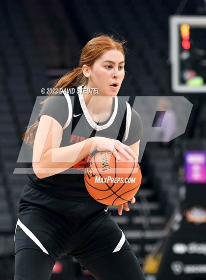 Thumbnail 1 in Shalhevet vs. San Domenico (CIF State D5 Final) photogallery.