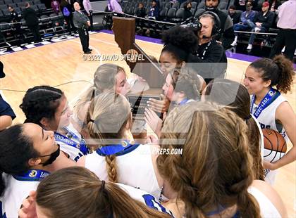 Thumbnail 3 in Shalhevet vs. San Domenico (CIF State D5 Final) photogallery.