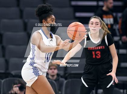 Thumbnail 2 in Shalhevet vs. San Domenico (CIF State D5 Final) photogallery.