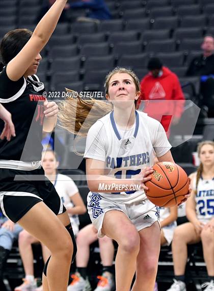 Thumbnail 1 in Shalhevet vs. San Domenico (CIF State D5 Final) photogallery.