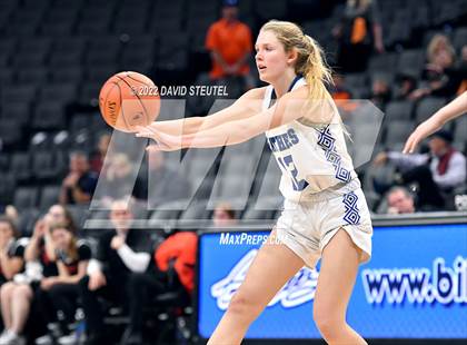 Thumbnail 3 in Shalhevet vs. San Domenico (CIF State D5 Final) photogallery.