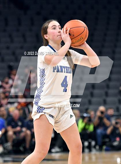 Thumbnail 1 in Shalhevet vs. San Domenico (CIF State D5 Final) photogallery.