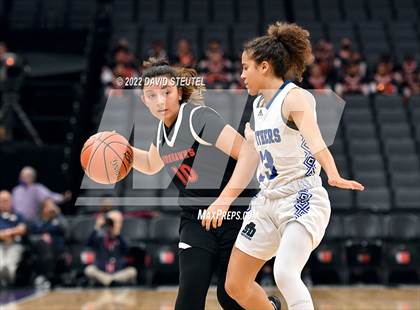 Thumbnail 2 in Shalhevet vs. San Domenico (CIF State D5 Final) photogallery.