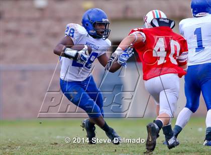 Thumbnail 3 in Archbishop Rummel vs. Mandeville  photogallery.