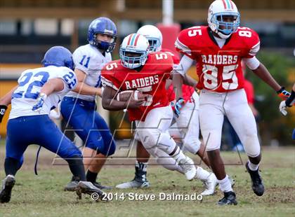 Thumbnail 1 in Archbishop Rummel vs. Mandeville  photogallery.