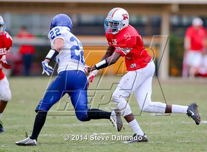 Thumbnail 2 in Archbishop Rummel vs. Mandeville  photogallery.