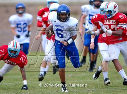 Thumbnail 1 in Archbishop Rummel vs. Mandeville  photogallery.