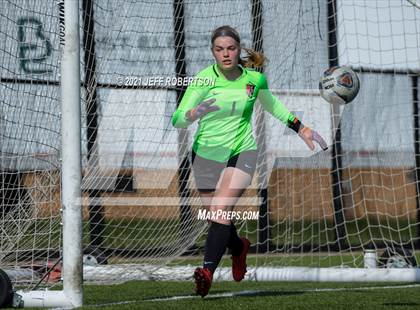 Thumbnail 1 in East Kentwood vs Rockford (MHSAA District 2 Round 2 Playoff) photogallery.