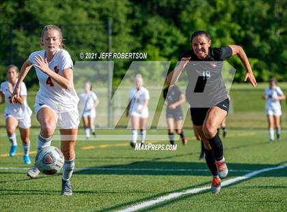 Thumbnail 1 in East Kentwood vs Rockford (MHSAA District 2 Round 2 Playoff) photogallery.