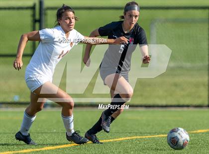 Thumbnail 3 in East Kentwood vs Rockford (MHSAA District 2 Round 2 Playoff) photogallery.
