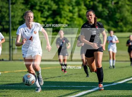 Thumbnail 3 in East Kentwood vs Rockford (MHSAA District 2 Round 2 Playoff) photogallery.