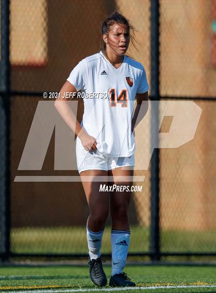 Thumbnail 3 in East Kentwood vs Rockford (MHSAA District 2 Round 2 Playoff) photogallery.